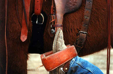 rider is freed from horse to fall and stay behind